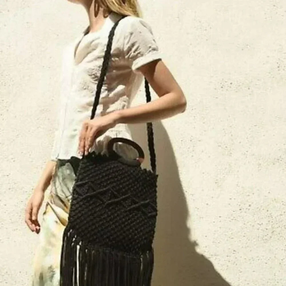 NEW! DANIELLE NICOLE BLACK BOHO FRINGE MACRAME CROSSBODY - Picture 4 of 5